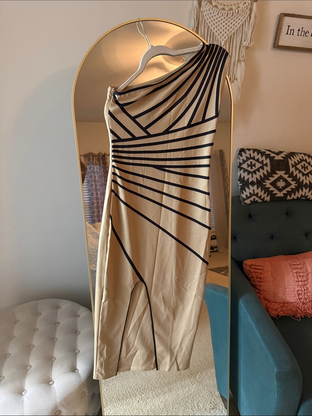 SHEIN Beige One-Shoulder Dress with Black Graphic Lines